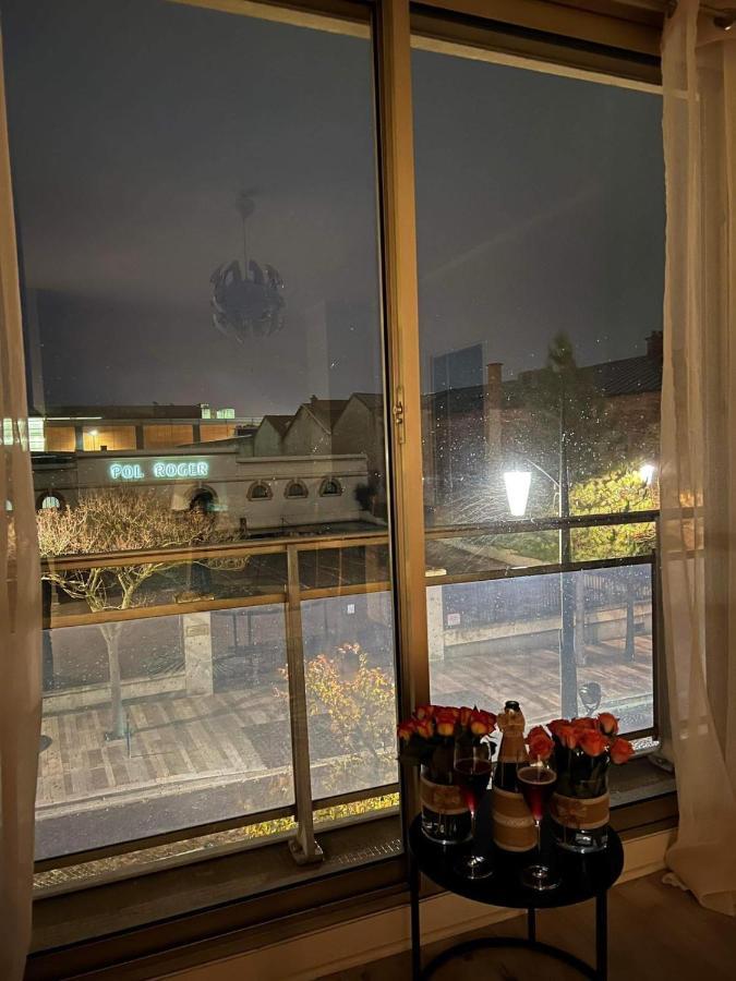 Avenue De Champagne Apartment Epernay Bagian luar foto